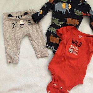 Carter’s outfit set